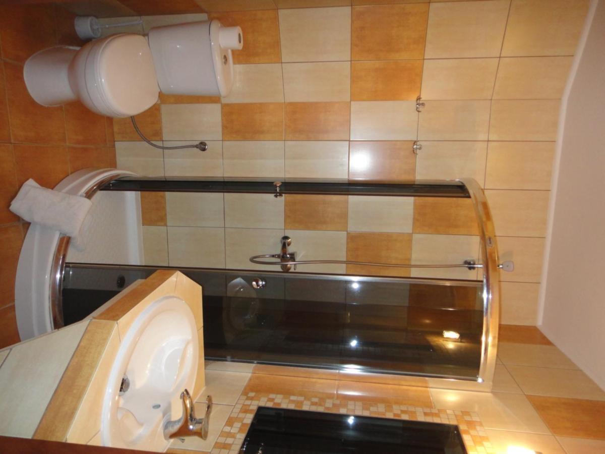Mirex Hotel Krynica Zdroj Buitenkant foto